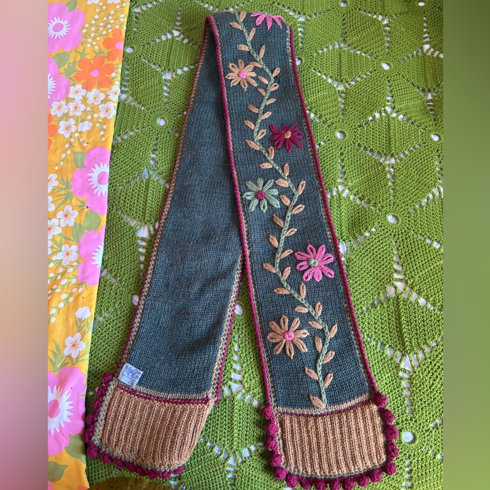 Peruvian Trading Company wool knit and embroidered scarf